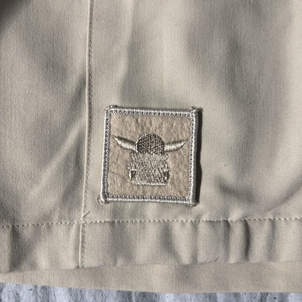 STAR WARS BABY YODA SCRUB SET - Picture 4 of 8